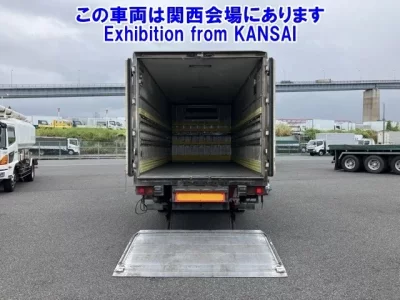 Mitsubishi FUSO FIGHTER