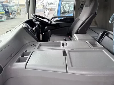 Mitsubishi SUPER GREAT
