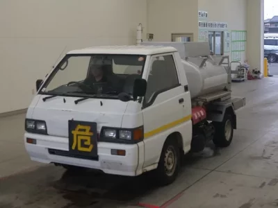 Mitsubishi DELICA TRUCK