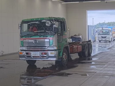 Hino PROFIA