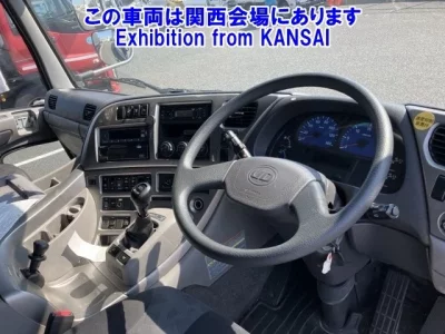 Nissan QUON