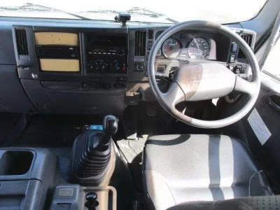 Isuzu TRUCK