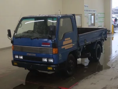 Mazda TITAN