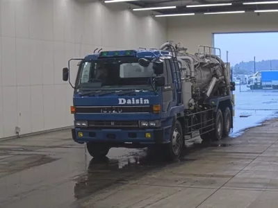Isuzu TRUCK