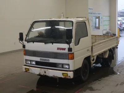 Mazda TITAN