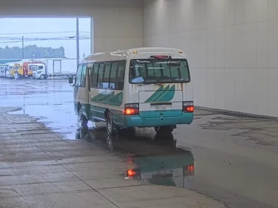 Hino BUS