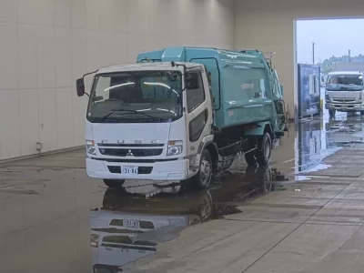 Mitsubishi FUSO FIGHTER
