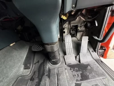 Nissan BIGTHUMB