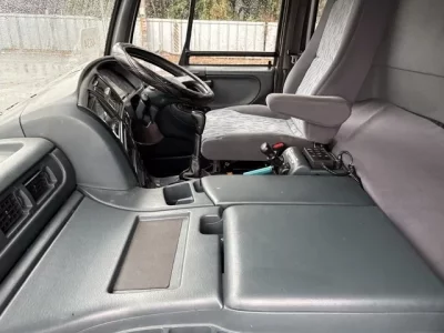 Nissan BIGTHUMB