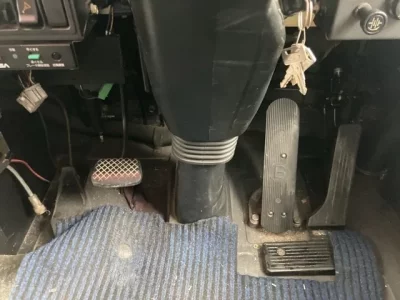 Isuzu BUS