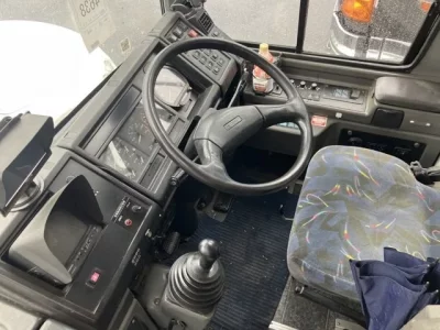 Isuzu BUS