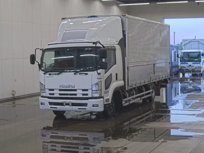 Isuzu FORWARD