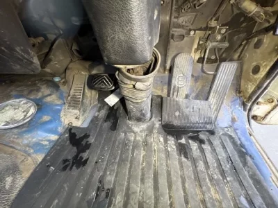 Nissan TRUCK