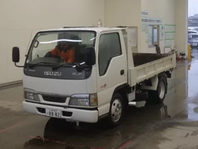 Isuzu ELF