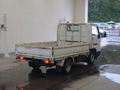 Nissan ATLAS