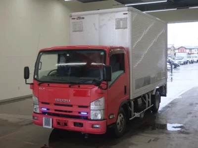 Isuzu ELF