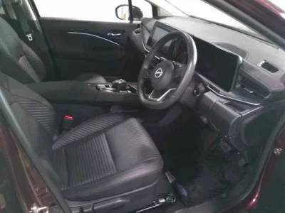 Nissan AURA