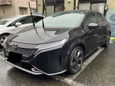 Nissan AURA