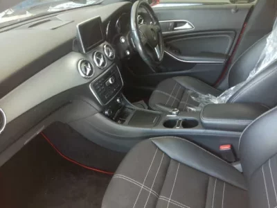 Mercedes-Benz CLA CLASS