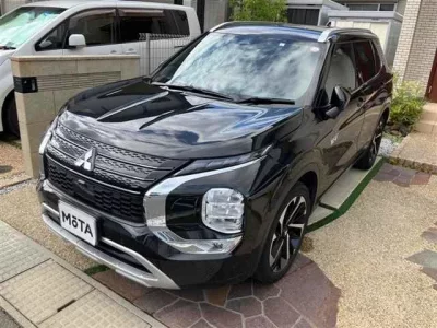 Mitsubishi OUTLANDER PHEV