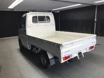 Mitsubishi MINICAB TRUCK