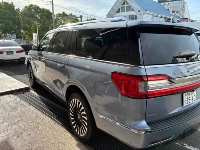 Ford LINCOLN NAVIGATOR