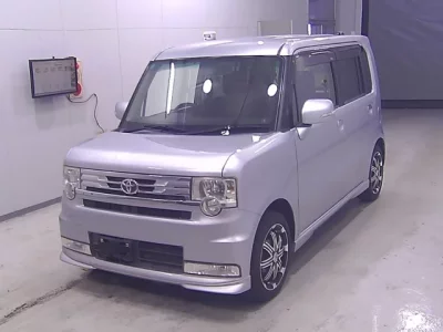 Toyota PIXIS SPACE