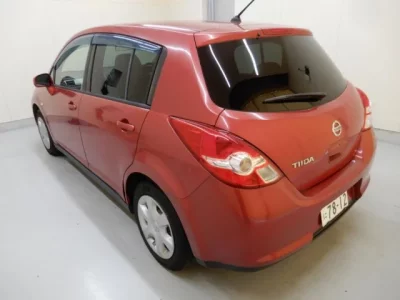 Nissan TIIDA