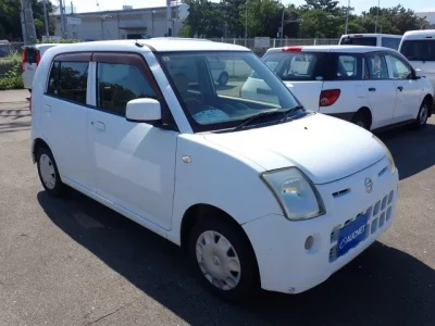 Nissan PINO