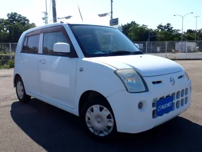 Nissan PINO