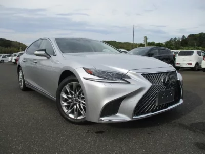 Lexus LS