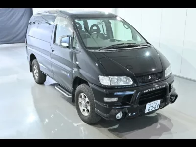 Mitsubishi DELICA