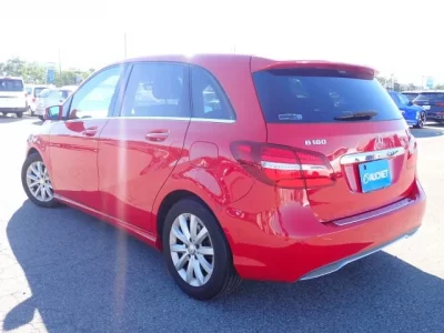 Mercedes-Benz B CLASS