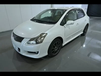 Toyota BLADE