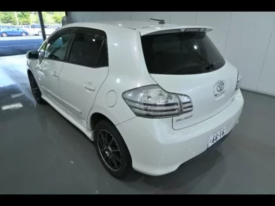 Toyota BLADE