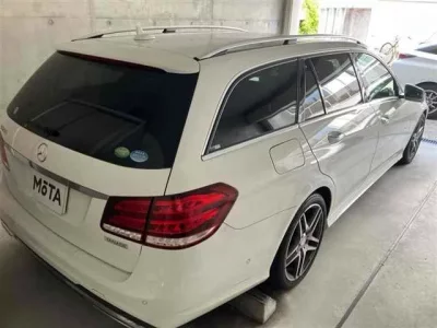 Mercedes-Benz E CLASS WAGON