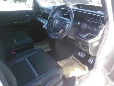 Honda STEP WAGON