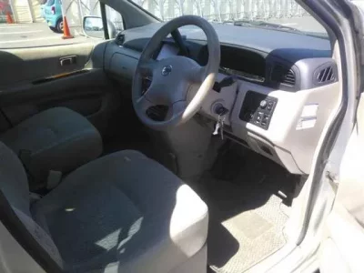 Nissan LIBERTY