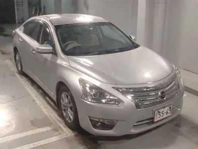 Nissan TEANA