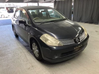 Nissan TIIDA LATIO