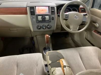 Nissan TIIDA LATIO