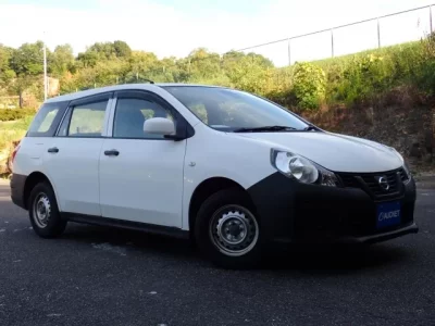 Nissan AD