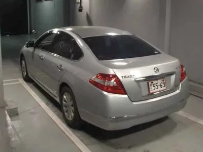 Nissan TEANA