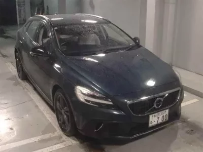 Volvo V40