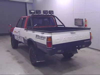 Nissan DATSUN PICKUP