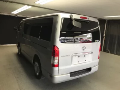 Toyota REGIUS ACE VAN