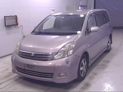 Toyota ISIS