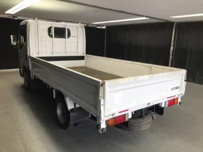Nissan ATLAS