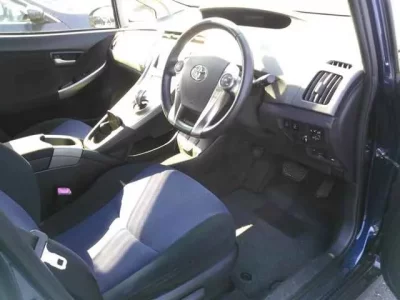 Toyota PRIUS PHV