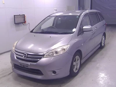 Nissan LAFESTA